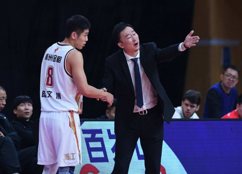 战报莫兰特复出34+8送压哨绝杀!灰熊24分神逆转鹈鹕NBA新赛季常规赛继续进行，孟菲斯灰熊队（7胜19负）翻盘终止连败。